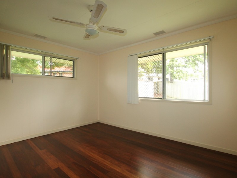 8 Fleet Street, Eagleby QLD 4207