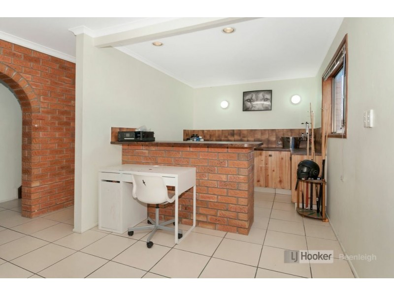 14 Rochester Drive, Mount Warren Park QLD 4207