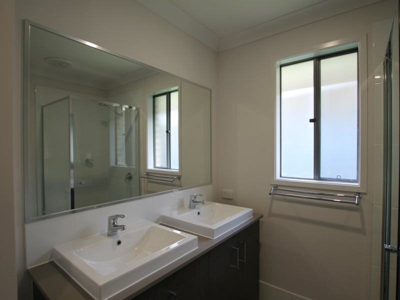 19 Enclave Drive, Bahrs Scrub QLD 4207