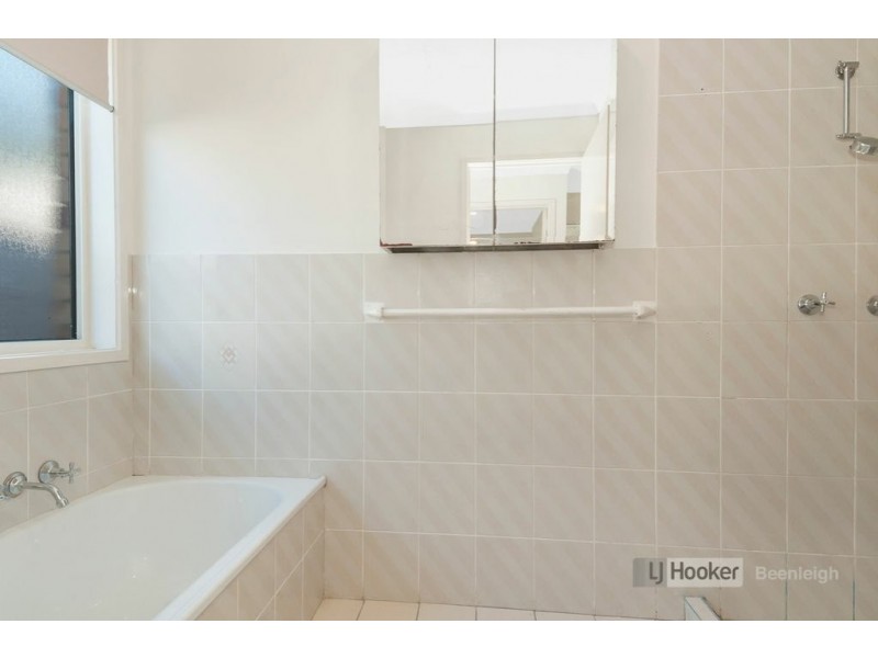 21 Mewing Court, Windaroo QLD 4207