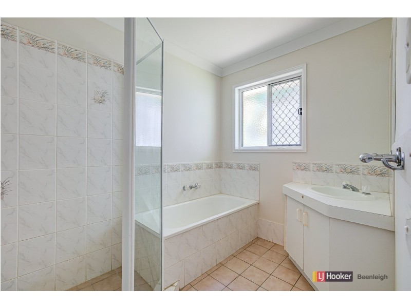 Edens Landing QLD 4207