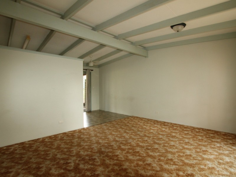 33 Dewar Drive, Loganholme QLD 4129