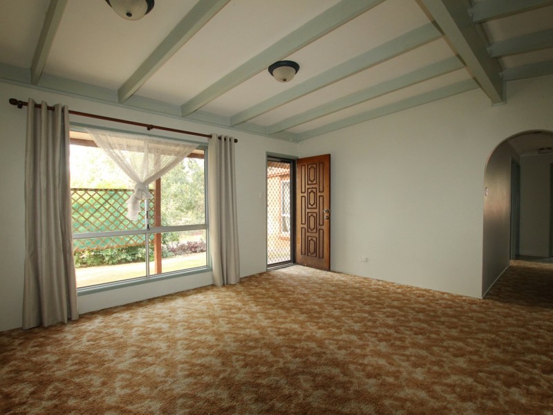 33 Dewar Drive, Loganholme QLD 4129