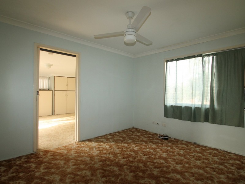 33 Dewar Drive, Loganholme QLD 4129