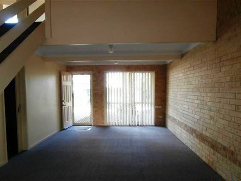 2/176-178 Logan Street, Eagleby QLD 4207
