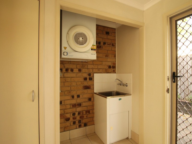 6/2 Tingi Avenue, Tanah Merah QLD 4128