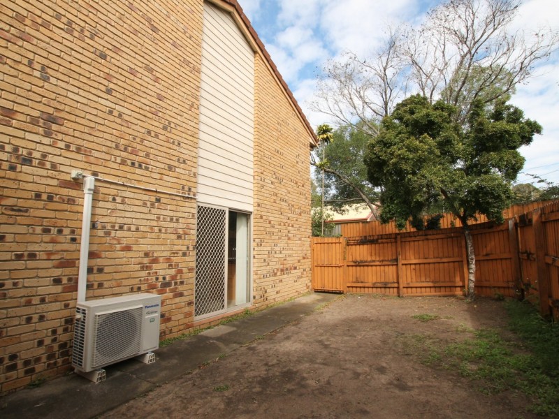 6/2 Tingi Avenue, Tanah Merah QLD 4128