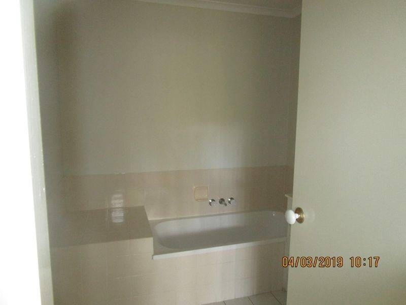 15/50 Castile Crescent, Edens Landing QLD 4207