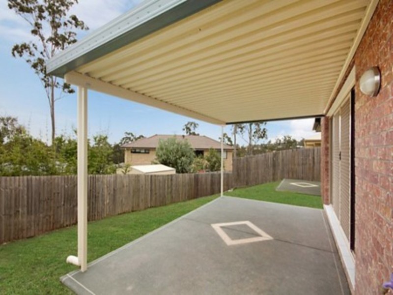 71 Woodlands Boulevard, Waterford QLD 4133