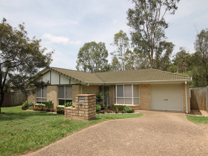 38 Chatfield Drive, Edens Landing QLD 4207