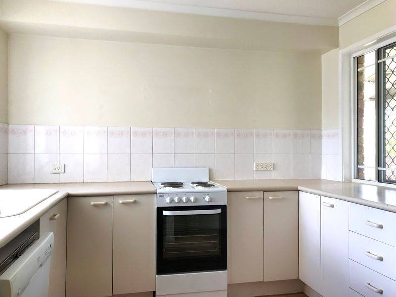 16 Eira Court, Edens Landing QLD 4207