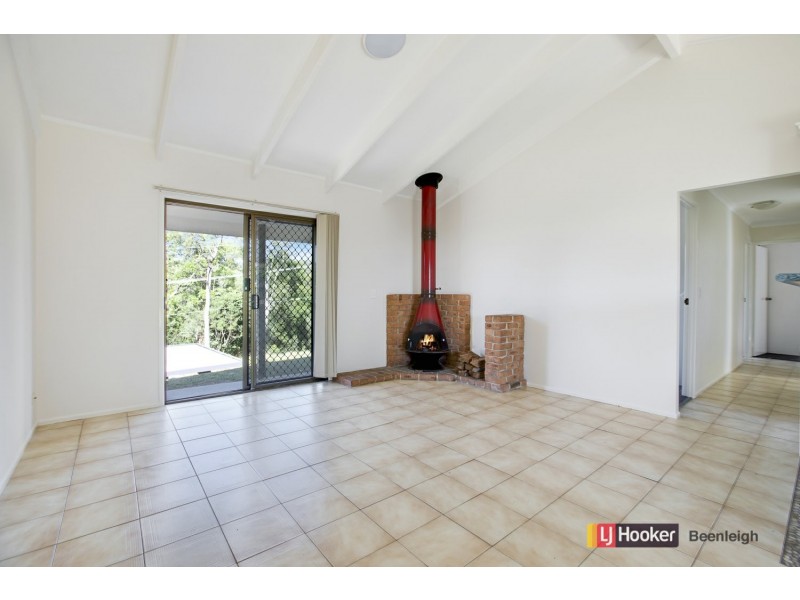 17 Tallagandra Road, Beenleigh QLD 4207