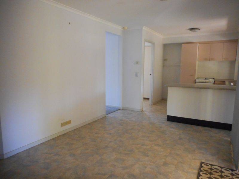 99 Castile Crescent, Edens Landing QLD 4207