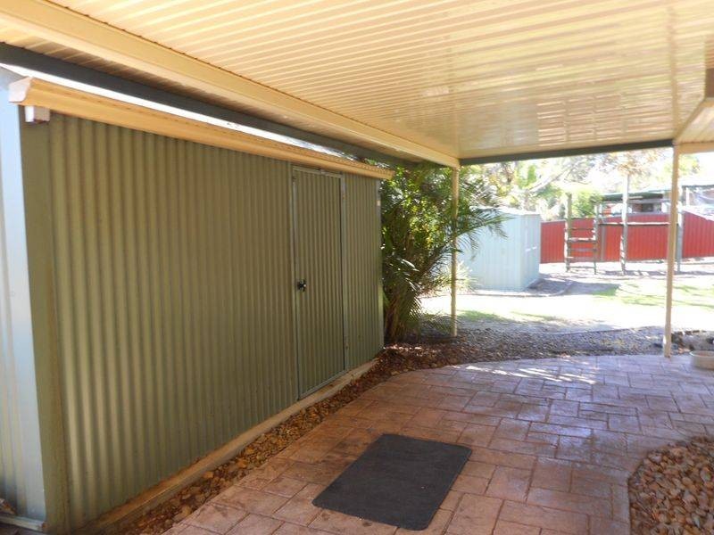 99 Castile Crescent, Edens Landing QLD 4207