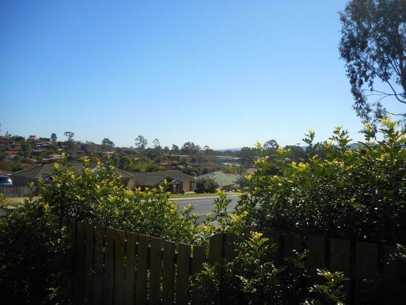 99 Castile Crescent, Edens Landing QLD 4207