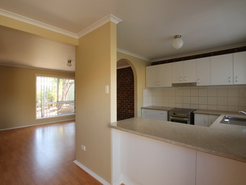 5/2 Cowper Avenue, Eagleby QLD 4207
