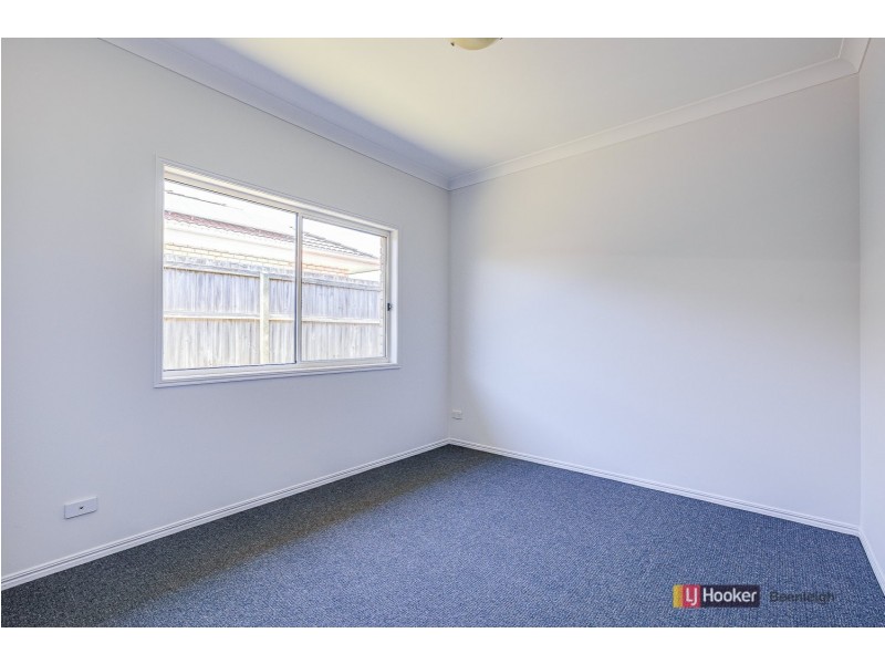 8 Bella Vista Circuit, Edens Landing QLD 4207