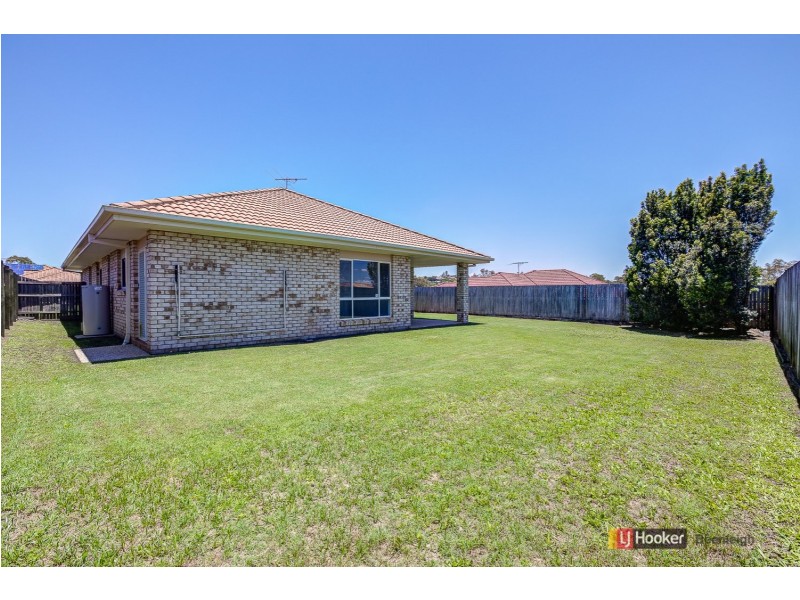 8 Bella Vista Circuit, Edens Landing QLD 4207