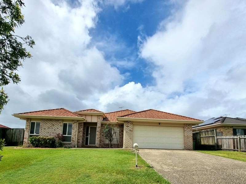 8 Bella Vista Circuit, Edens Landing QLD 4207