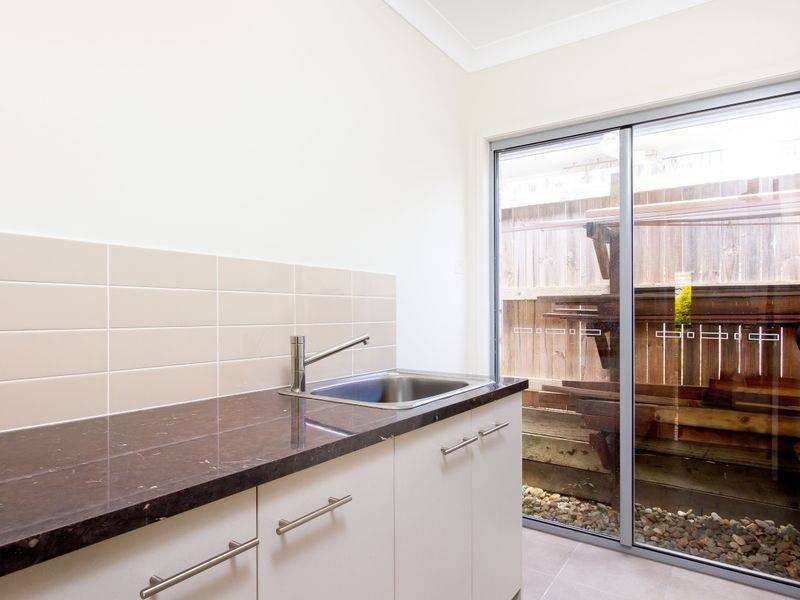 7 Ravensbourne Court, Waterford QLD 4133