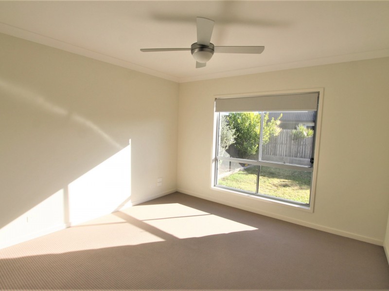 7 Ravensbourne Court, Waterford QLD 4133