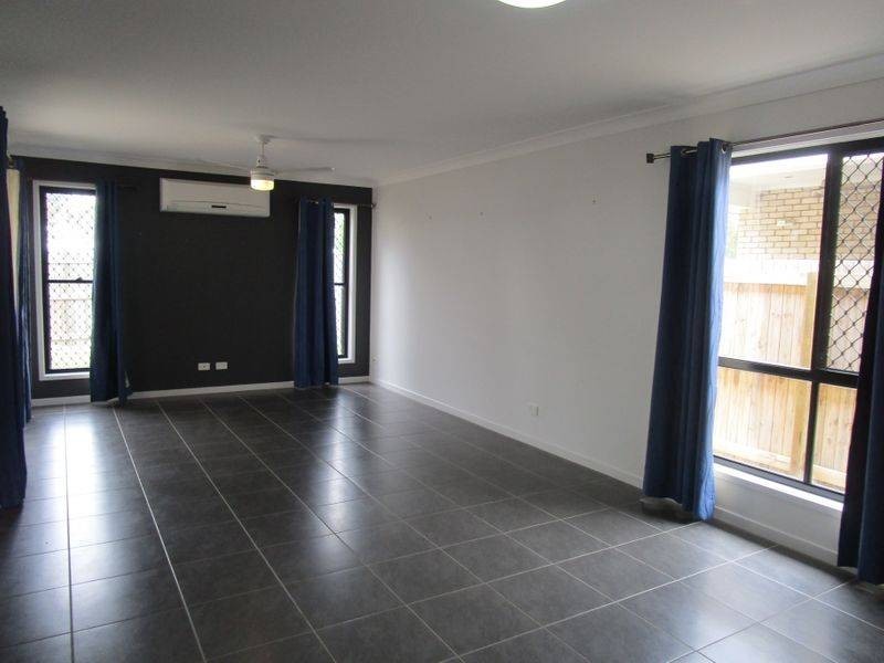 30 Cobblestone Avenue, Logan Reserve QLD 4133