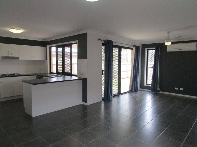 30 Cobblestone Avenue, Logan Reserve QLD 4133