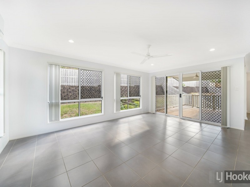 53 Sunridge Circuit, Bahrs Scrub QLD 4207