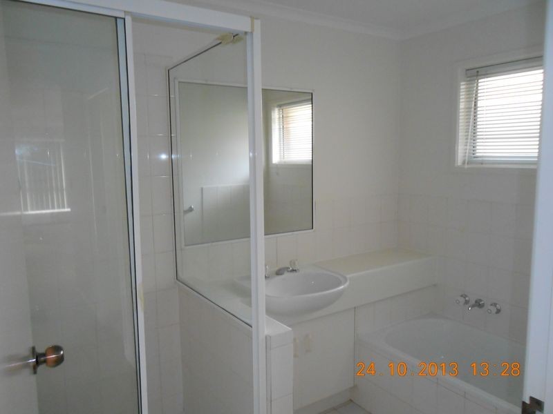 3 Lindner Cl, Eagleby QLD 4207