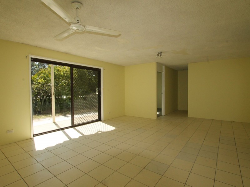 Unit 1/4 Kokoda Street, Beenleigh QLD 4207