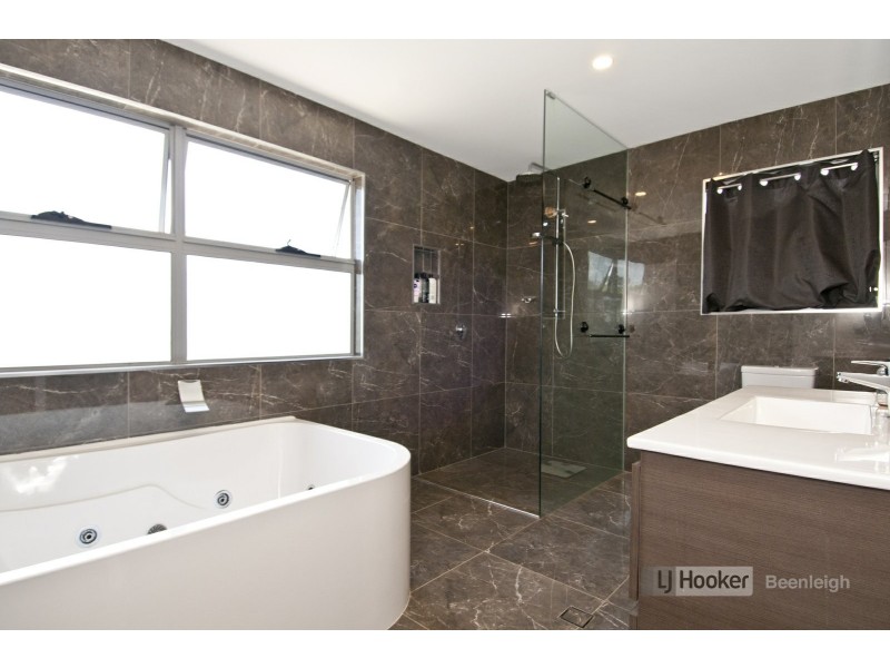 98 Adelaide Circuit, Beenleigh QLD 4207