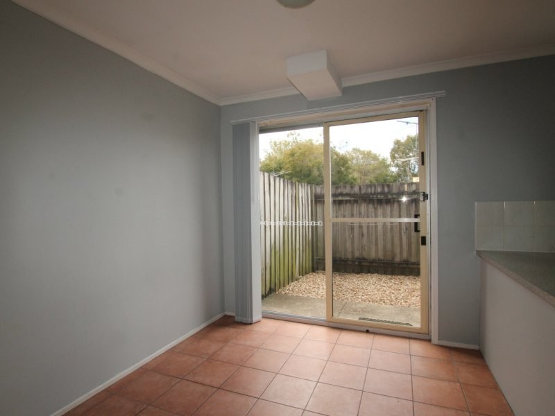 Unit 2/2 Cowper Avenue, Eagleby QLD 4207