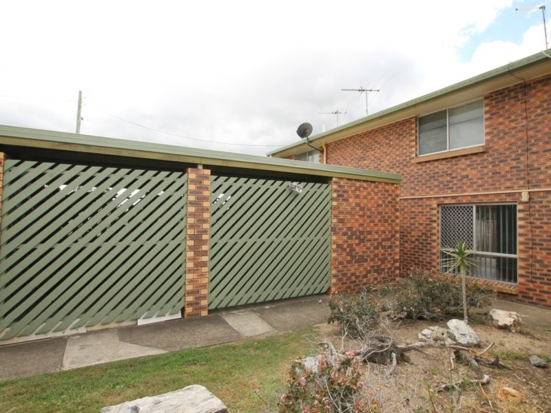 Unit 2/2 Cowper Avenue, Eagleby QLD 4207