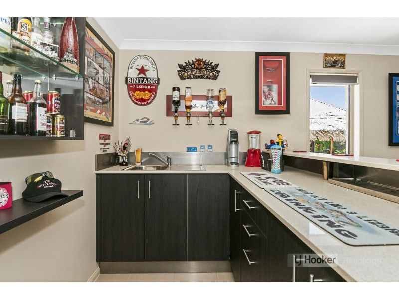 60 Sanctuary Parkway, Waterford QLD 4133