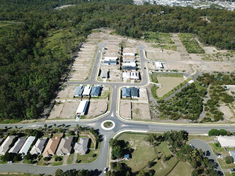 124 Somerfield Estate, Holmview QLD 4207