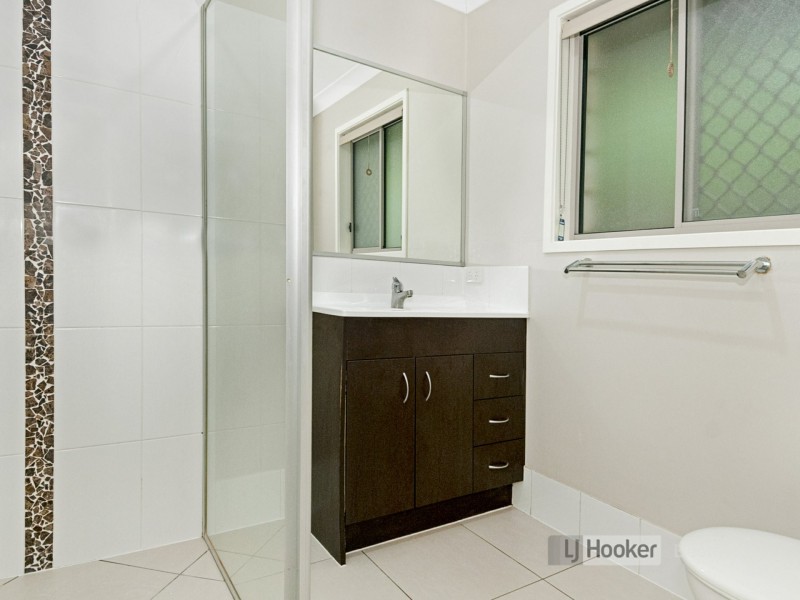 34 Mossman Parade, Waterford QLD 4133