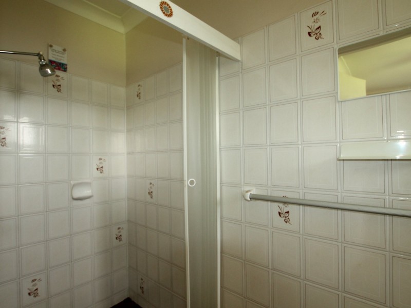 Unit 2/6 Holzheimer Road, Bethania QLD 4205