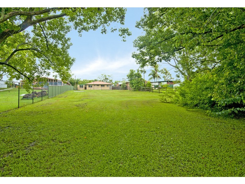 23 Katrina Crescent, Waterford West QLD 4133