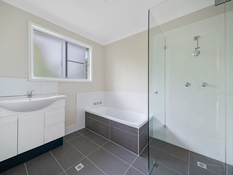 3 Deodar Street, Woodridge QLD 4114