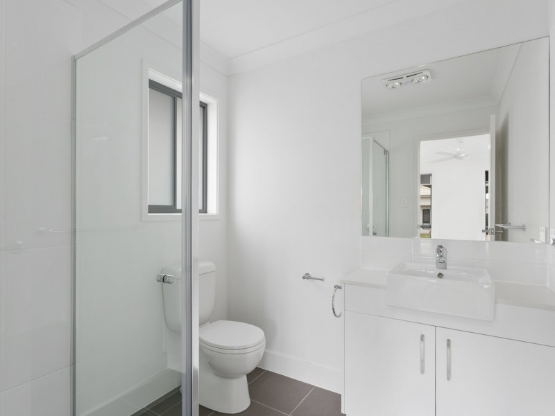 9 Windmill Place, Belivah QLD 4207