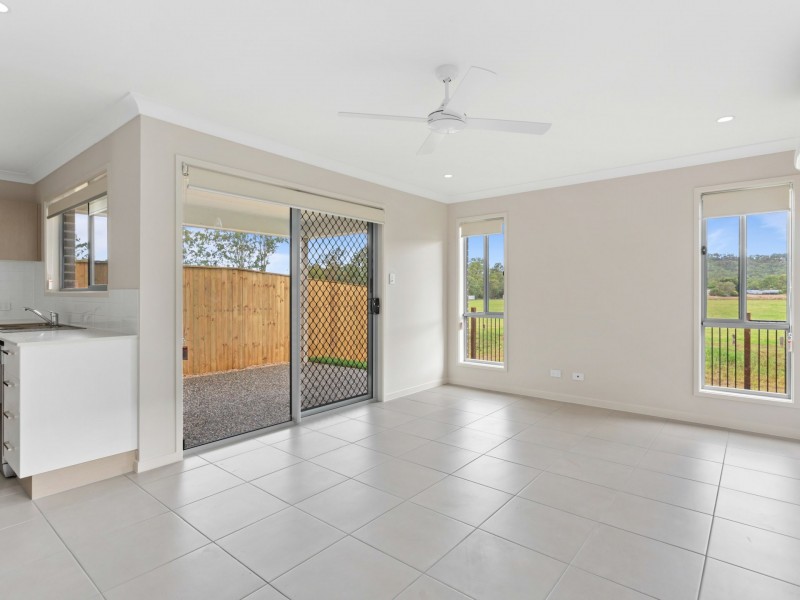 15 Windmill Place, Belivah QLD 4207