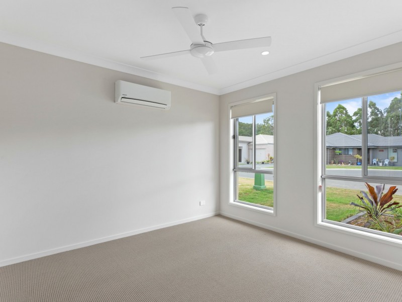 15 Windmill Place, Belivah QLD 4207