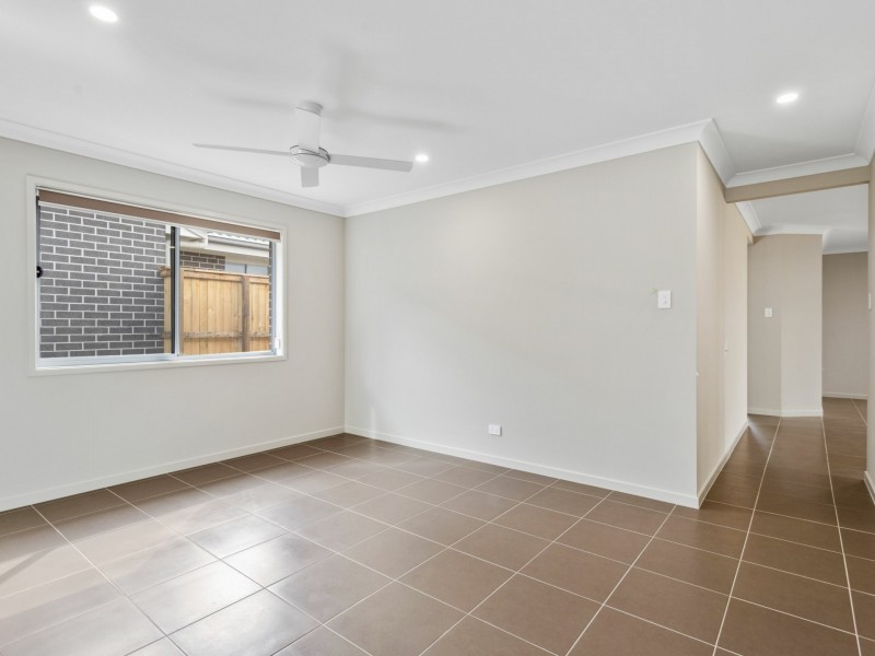 11 Macmillan Loop, Belivah QLD 4207