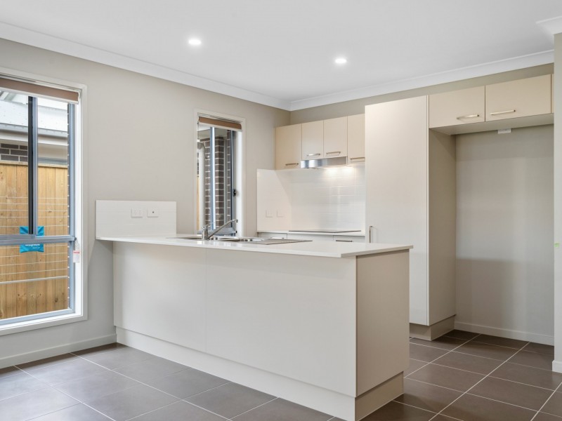 11 Macmillan Loop, Belivah QLD 4207