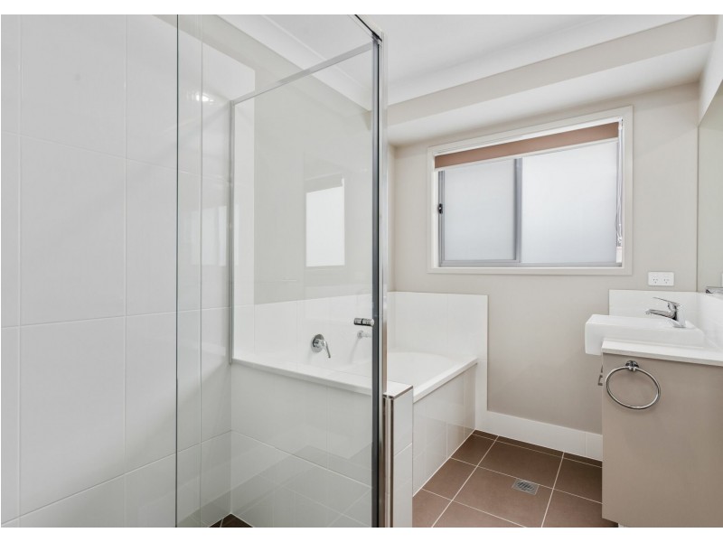 11 Macmillan Loop, Belivah QLD 4207