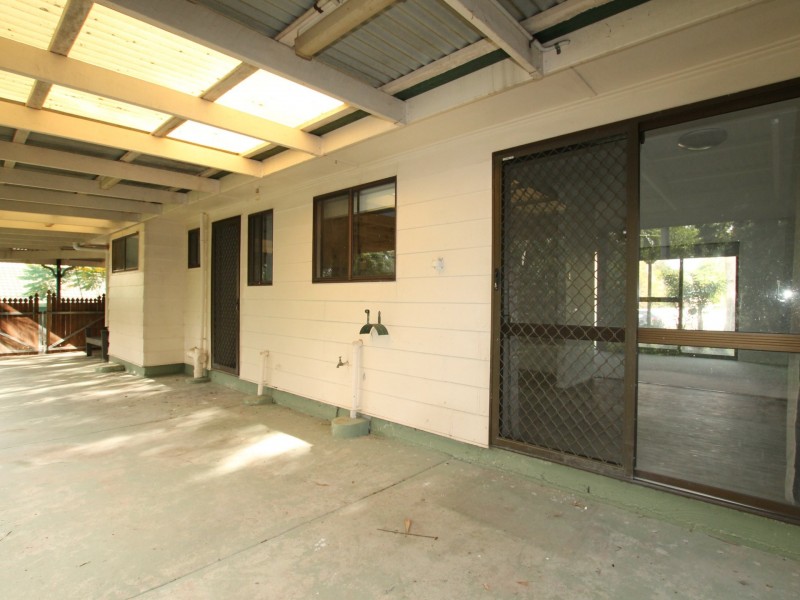 24 Ivanhoe Drive, Bethania QLD 4205