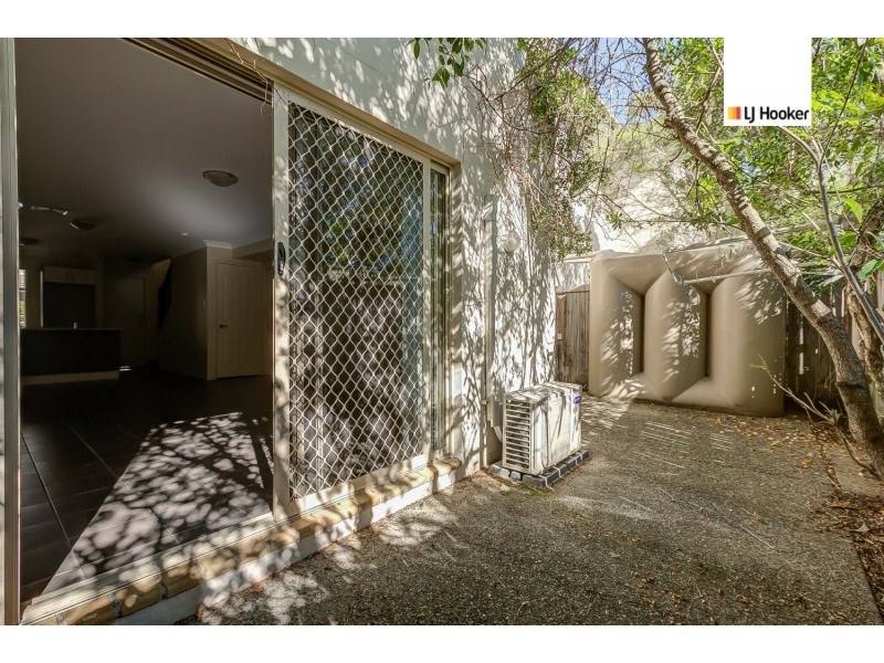 28/154 River Hills Road, Eagleby QLD 4207