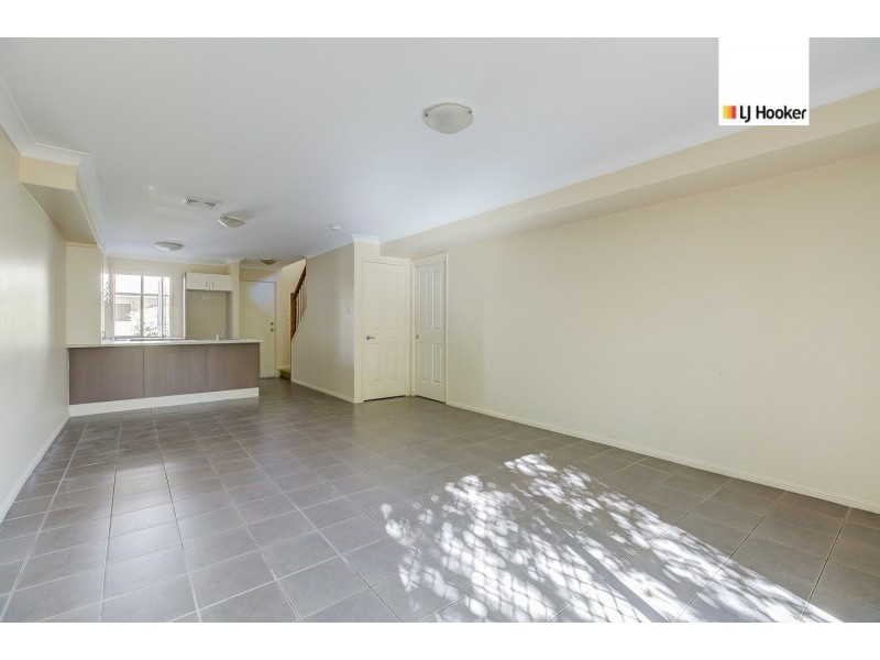 28/154 River Hills Road, Eagleby QLD 4207