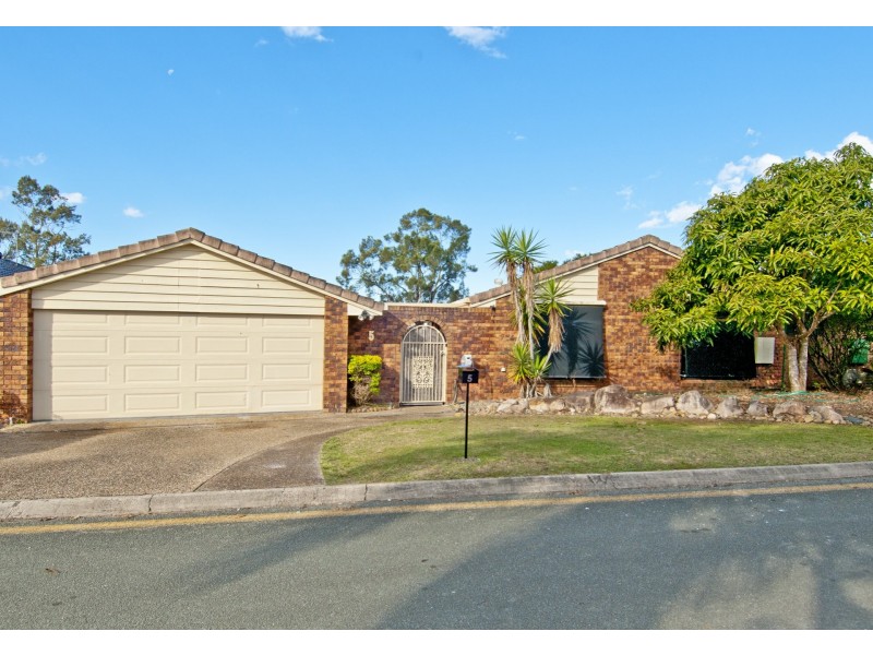 5 Baum Court, Windaroo QLD 4207