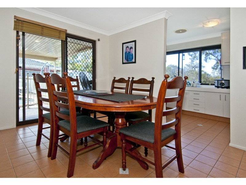 5 Baum Court, Windaroo QLD 4207